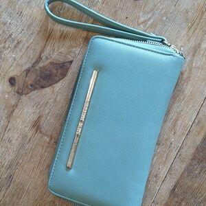 Steve Madden Mint Wristlet Clutch